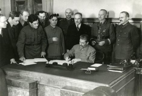 Anders Sikorski Stalin Signing 470